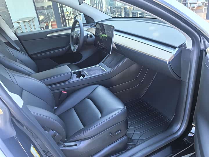 Фото 7 - Tesla Model Y