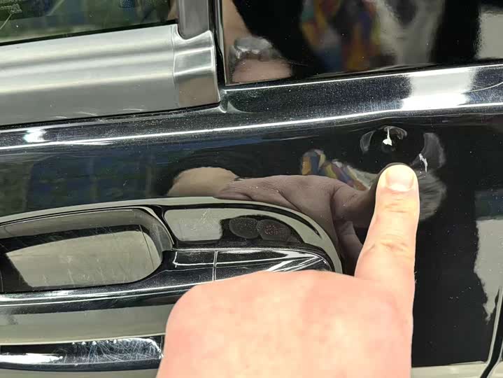 Фото 14 - Mercedes-Benz V-Class