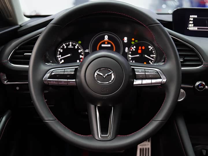 Фото 17 - Mazda 3 (Axela)