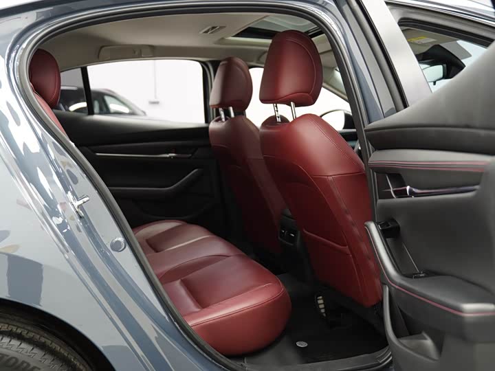 Фото 20 - Mazda 3 (Axela)