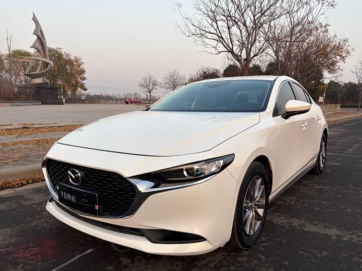 Фото 1 - Mazda 3 (Axela)