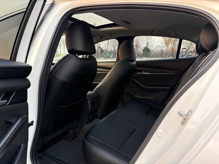 Фото 12 - Mazda 3 (Axela)