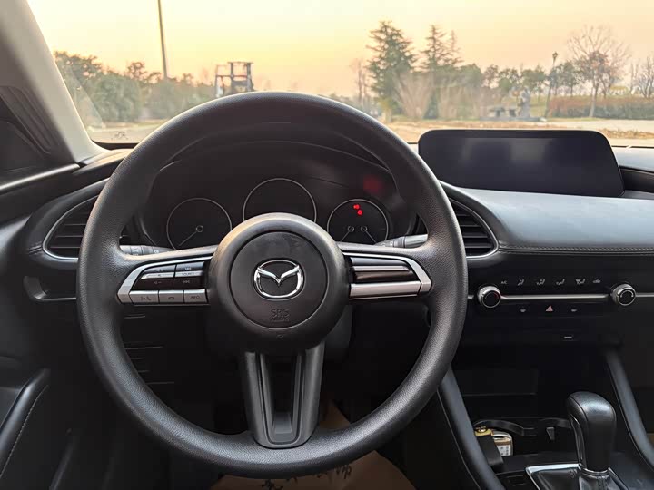 Фото 13 - Mazda 3 (Axela)