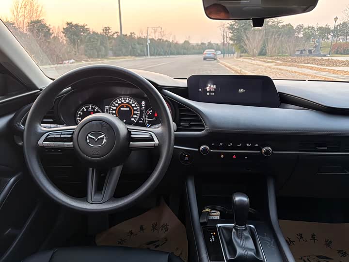 Фото 14 - Mazda 3 (Axela)