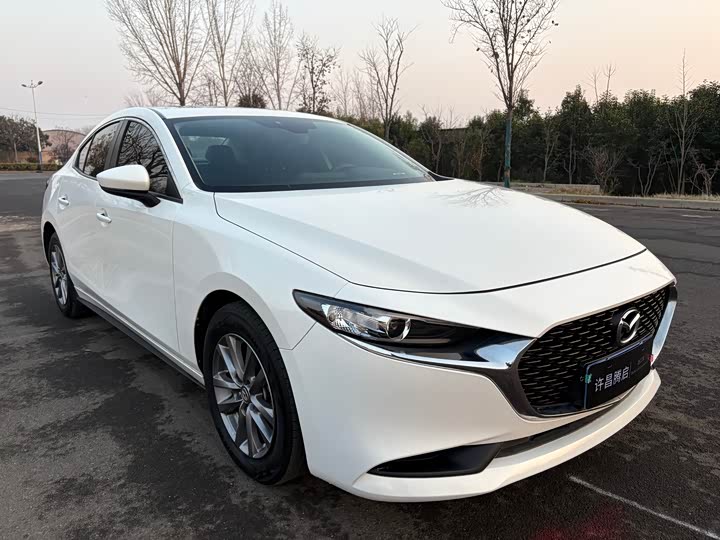 Фото 3 - Mazda 3 (Axela)