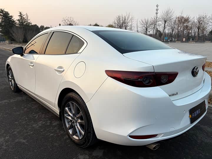 Фото 7 - Mazda 3 (Axela)