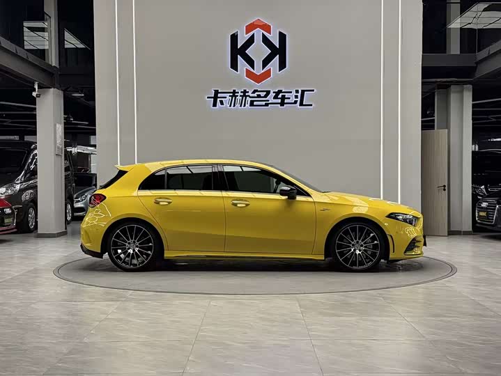 Фото 5 - Mercedes-Benz A-Class AMG