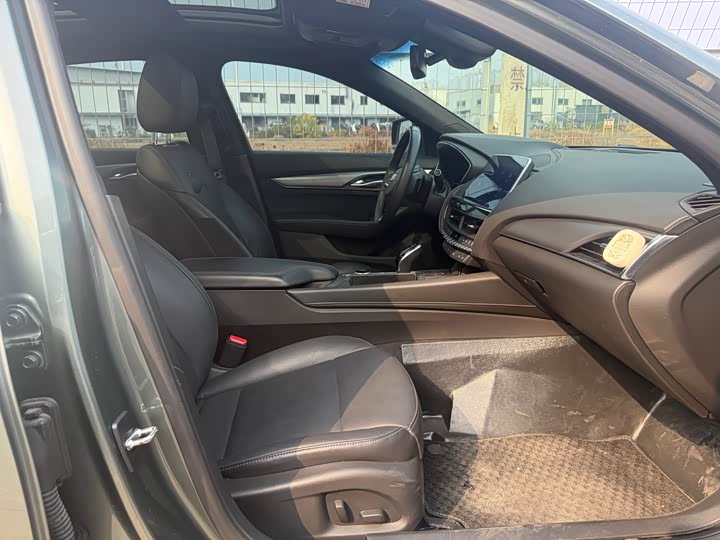 Фото 4 - Cadillac CT5