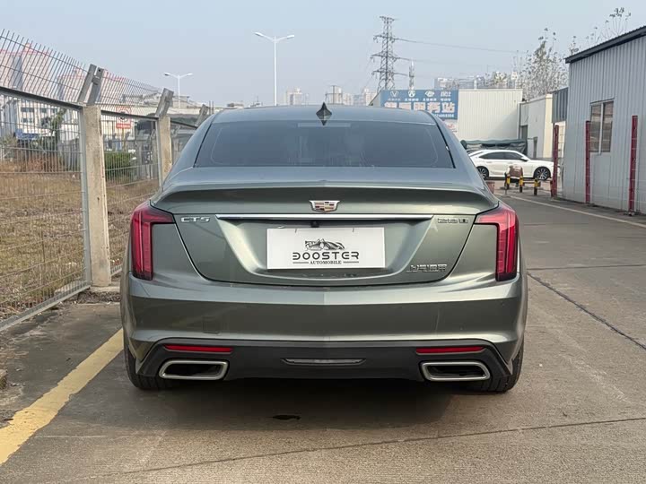 Фото 9 - Cadillac CT5