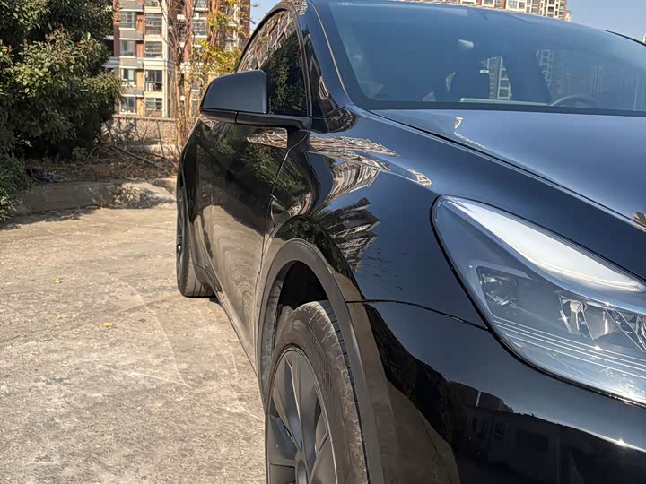 Фото 16 - Tesla Model Y