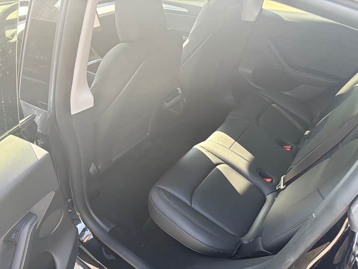 Фото 9 - Tesla Model Y