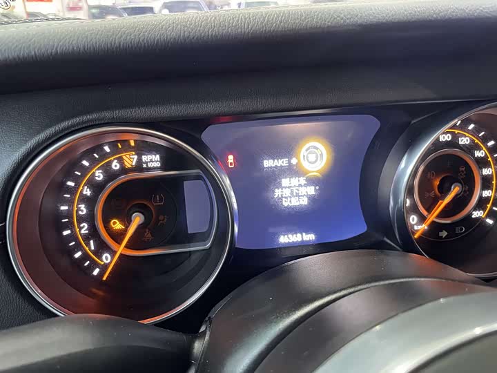 Фото 9 - Jeep Gladiator