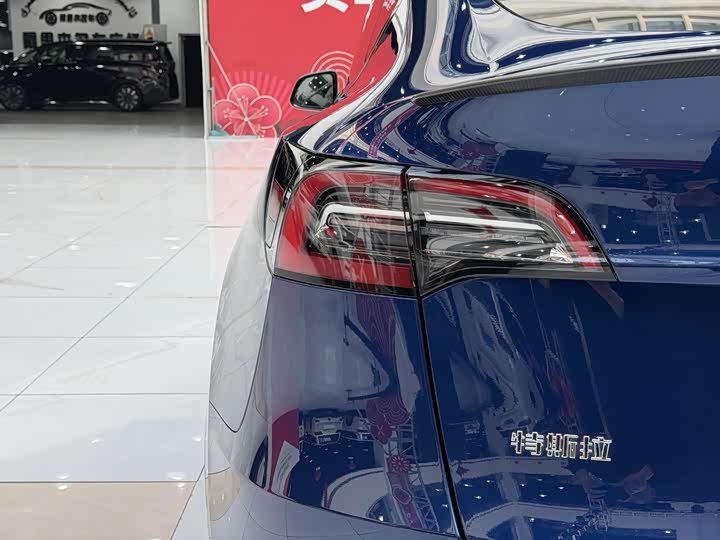 Фото 11 - Tesla Model Y