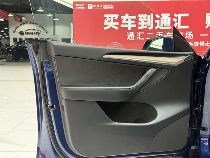 Фото 9 - Tesla Model Y