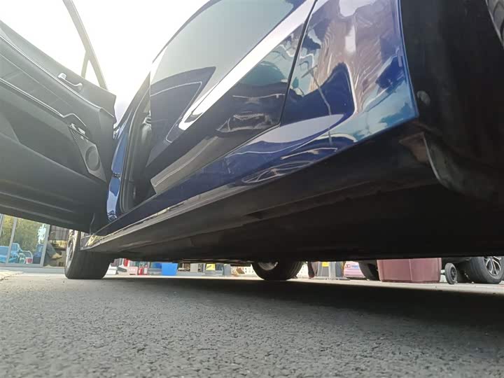 Фото 22 - Kia K5