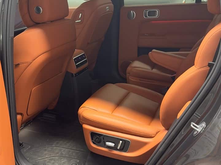 Фото 8 - LiXiang L9