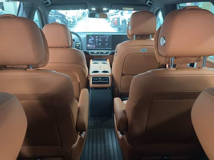 Фото 9 - LiXiang L9