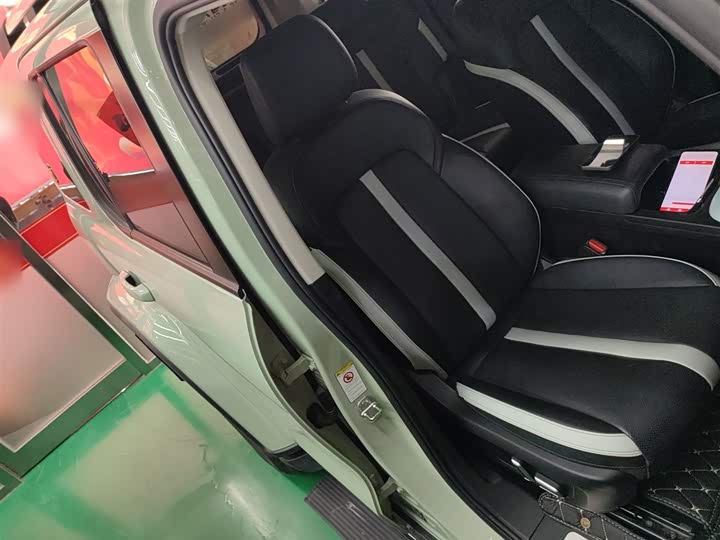 Фото 25 - Tank 300