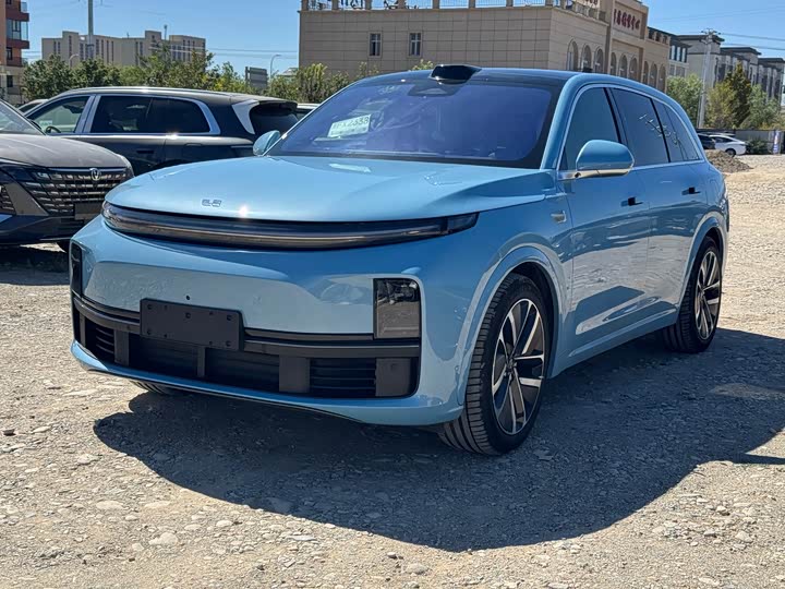 Фото 1 - LiXiang L7