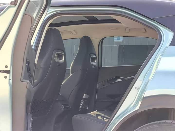 Фото 6 - Hozon U