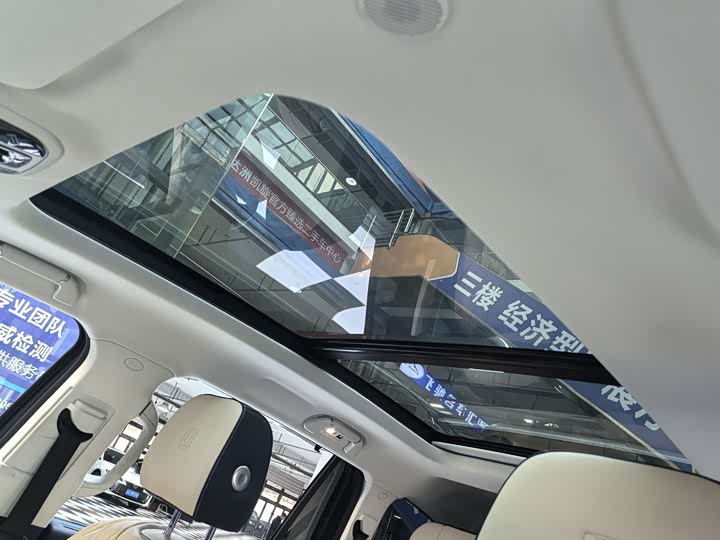 Фото 22 - Tank 500 Hybrid