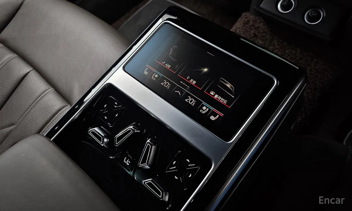 Audi A8 2018 55 TFSI Quattro LWB