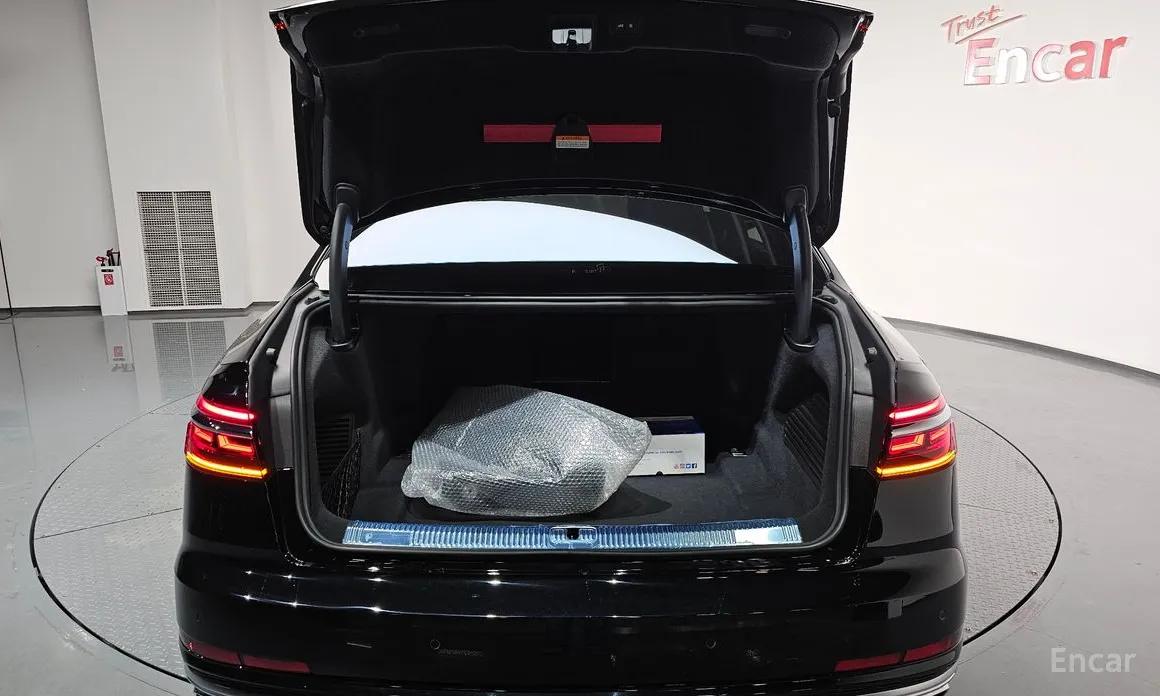 Audi A8 2018 55 TFSI Quattro LWB