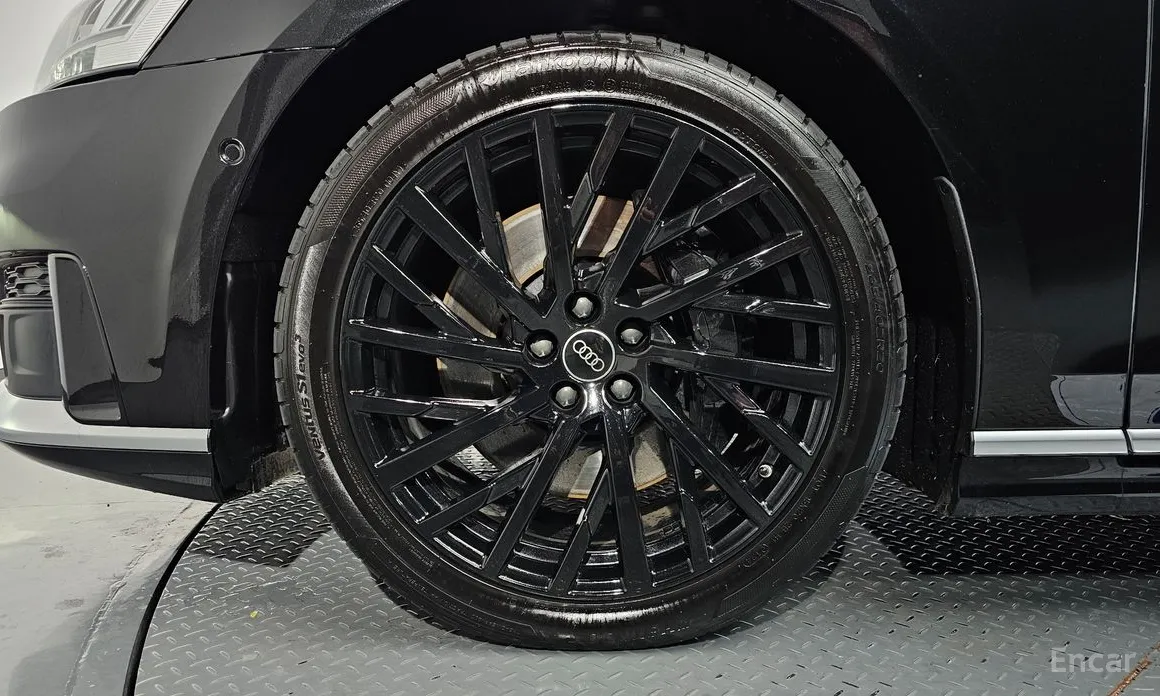 Audi A8 2018 55 TFSI Quattro LWB
