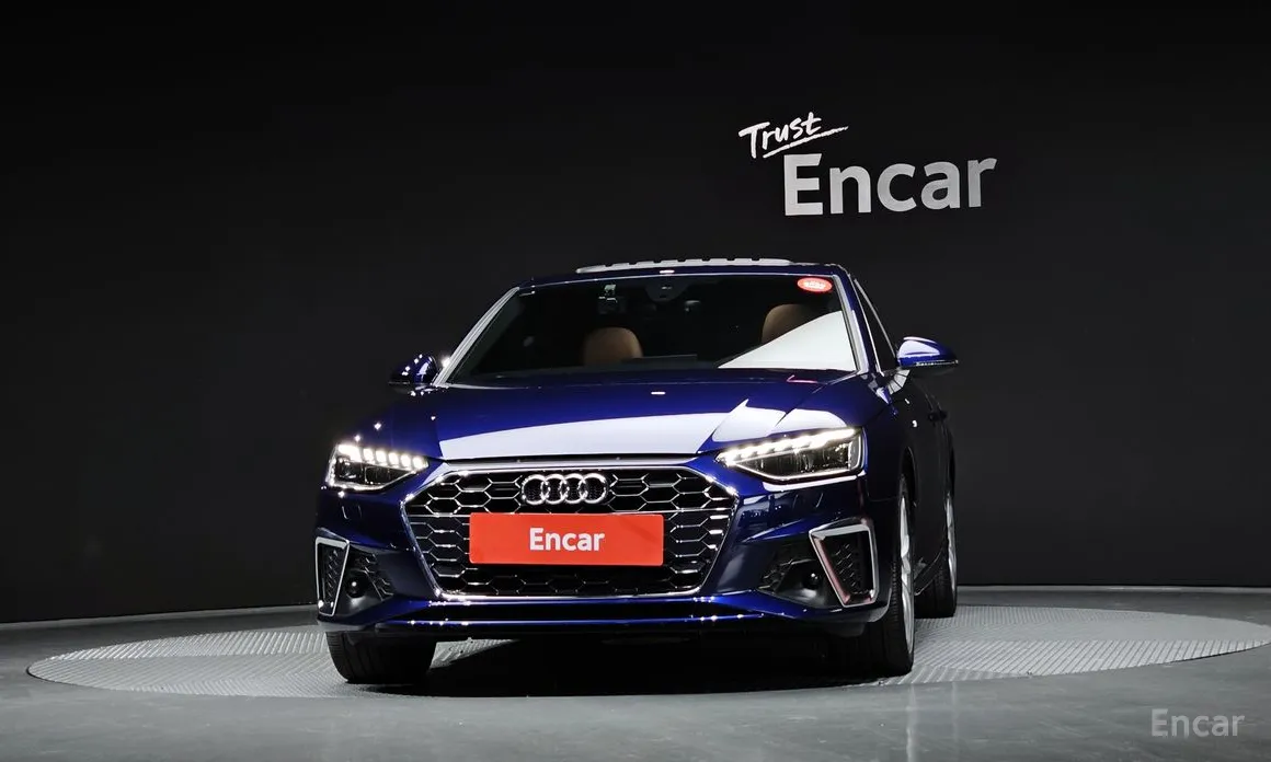 Фото 3 - Audi A4