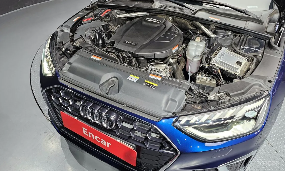 Фото 6 - Audi A4