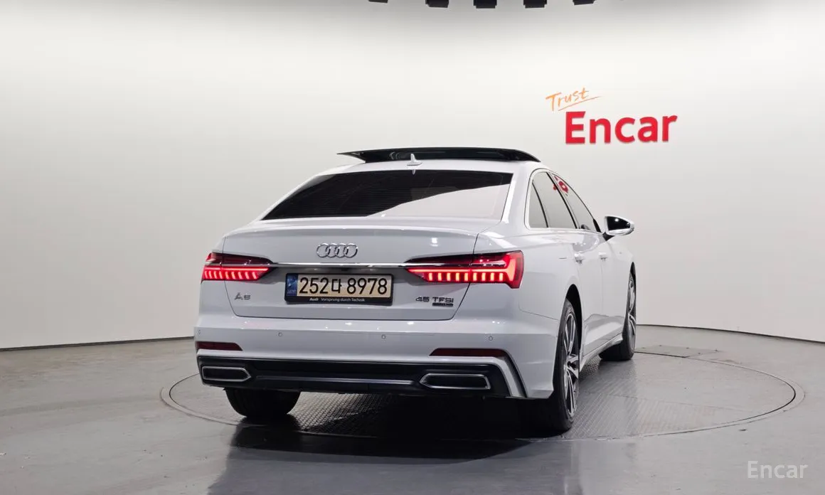 Фото 4 - Audi A6