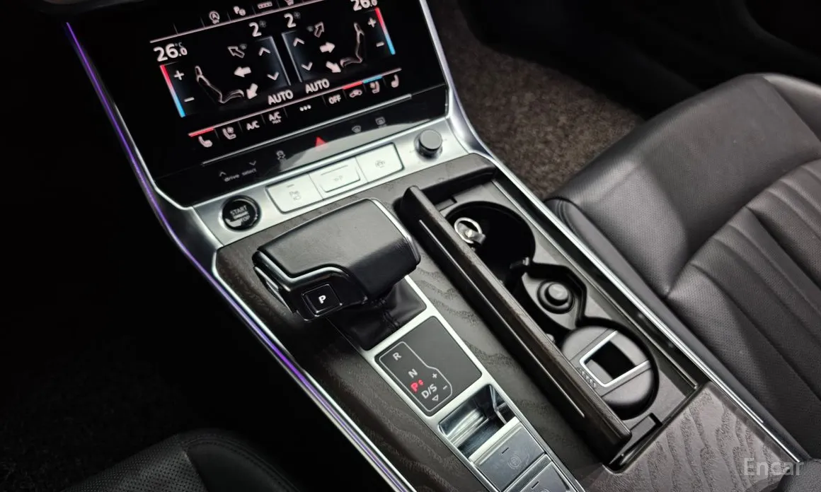 Фото 9 - Audi A6