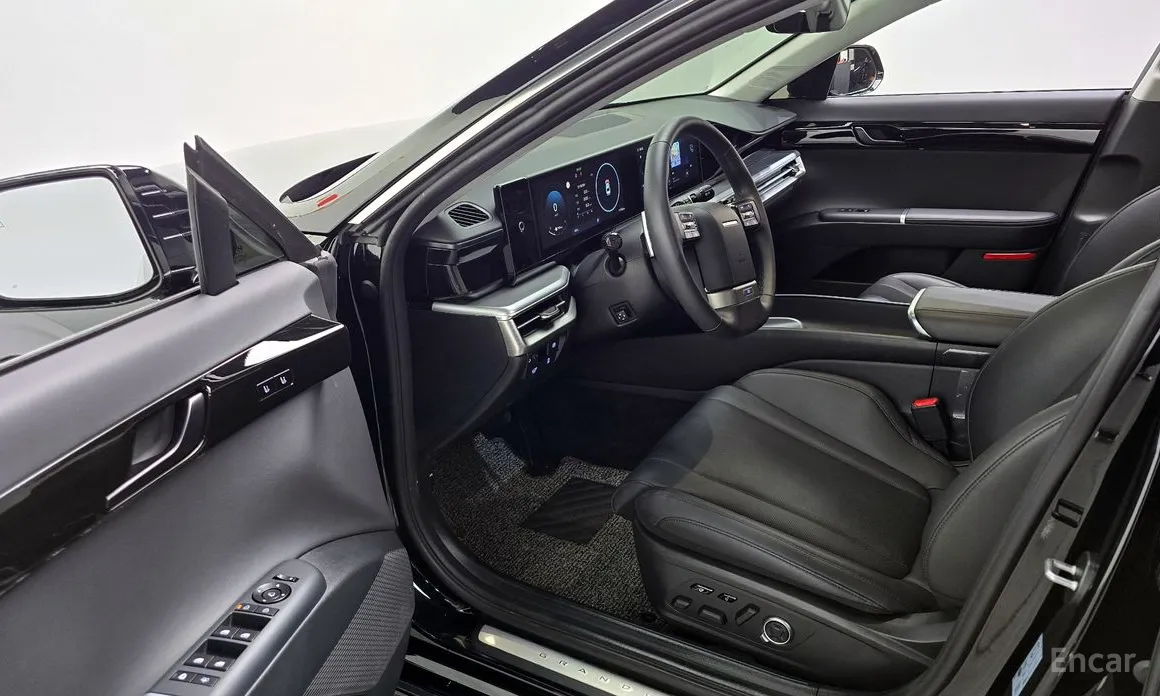 Фото 10 - Hyundai Grandeur