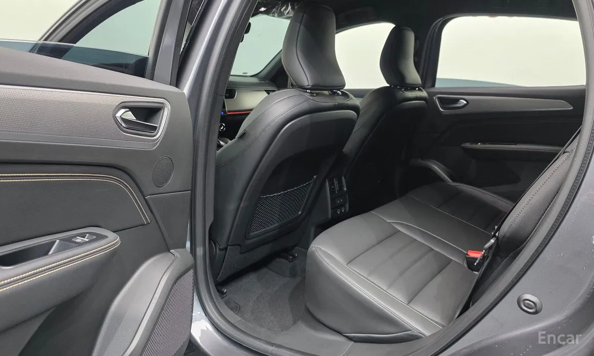 Фото 17 - Renault Arkana