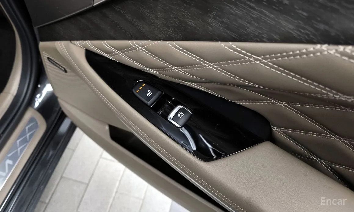 Фото 18 - Kia K8