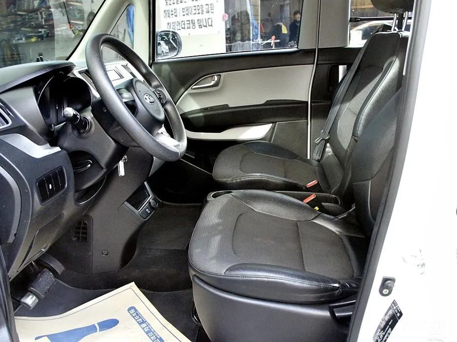 Фото 10 - Kia Ray