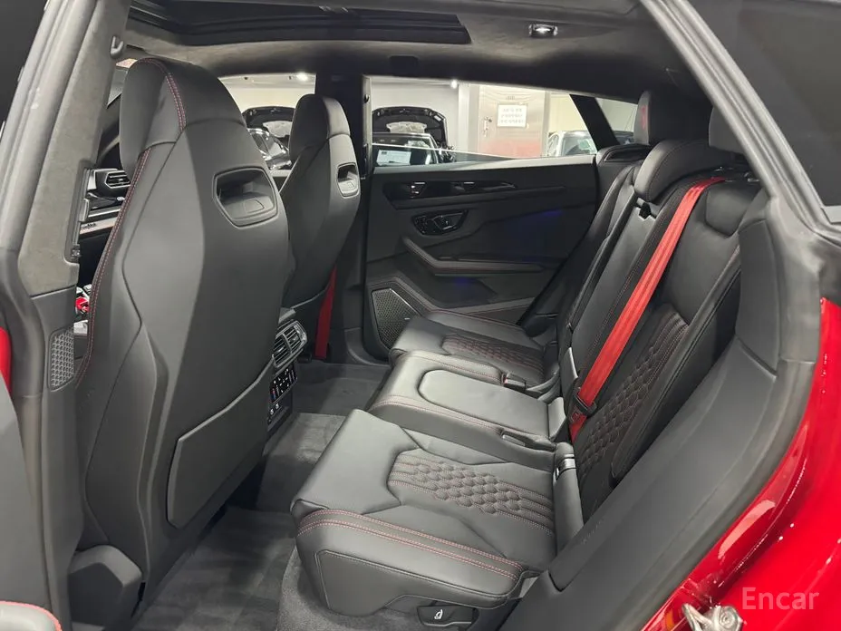 Фото 13 - Lamborghini Urus