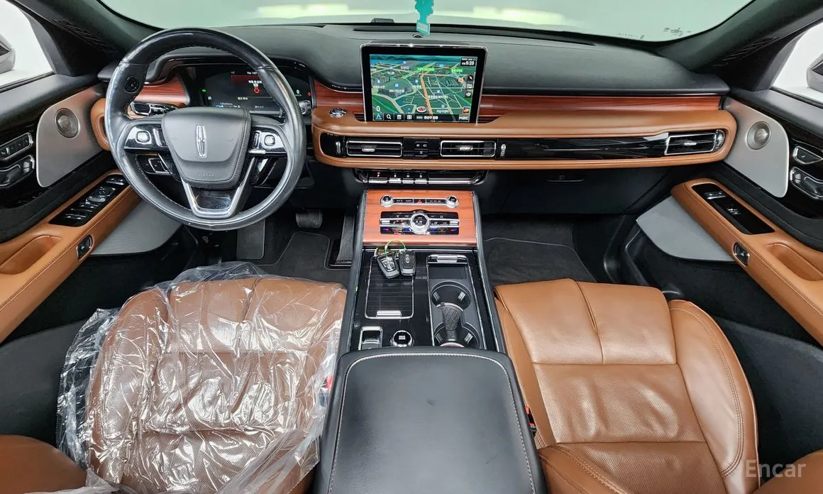 Фото 7 - Lincoln Aviator