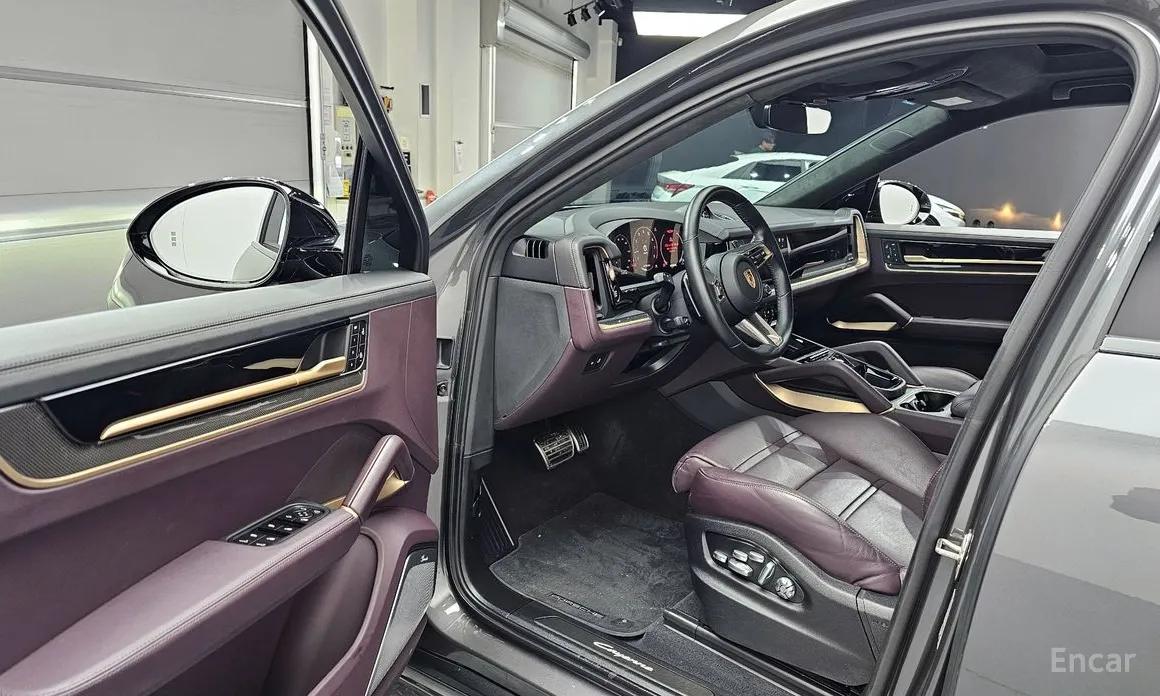 Фото 10 - Porsche Cayenne