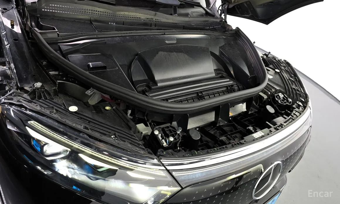 Фото 6 - Mercedes-Benz EQS