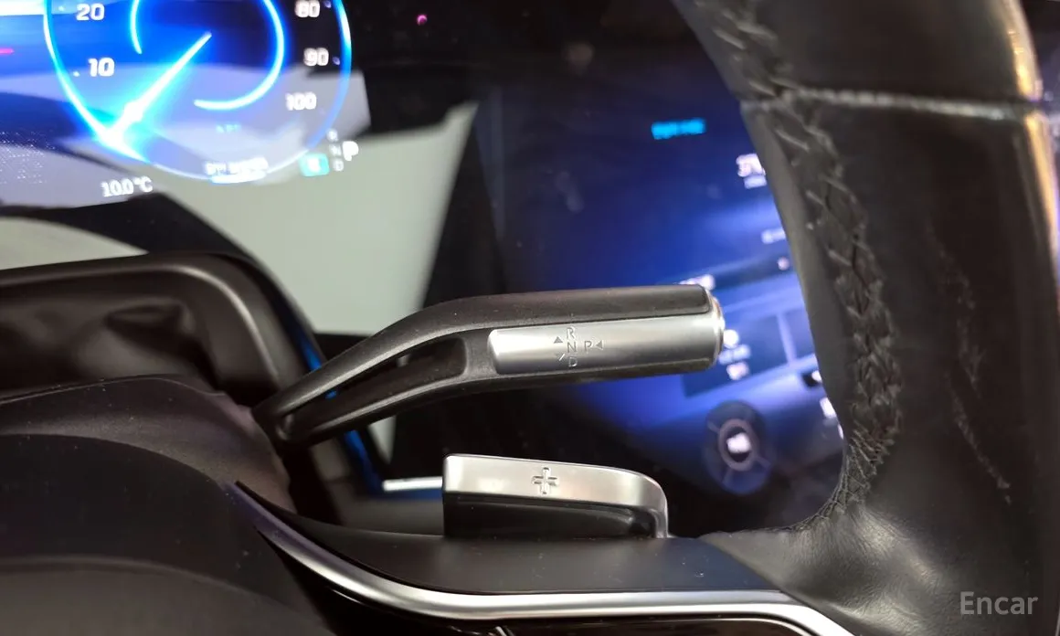 Фото 9 - Mercedes-Benz EQS