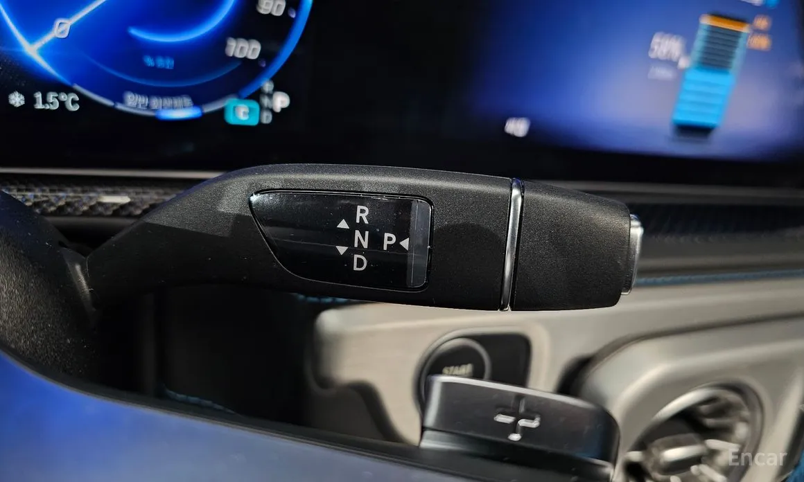 Фото 9 - Mercedes-Benz G-Class