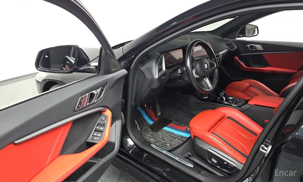 Фото 11 - BMW 1 Series