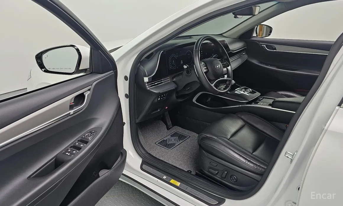 Фото 10 - Hyundai Grandeur