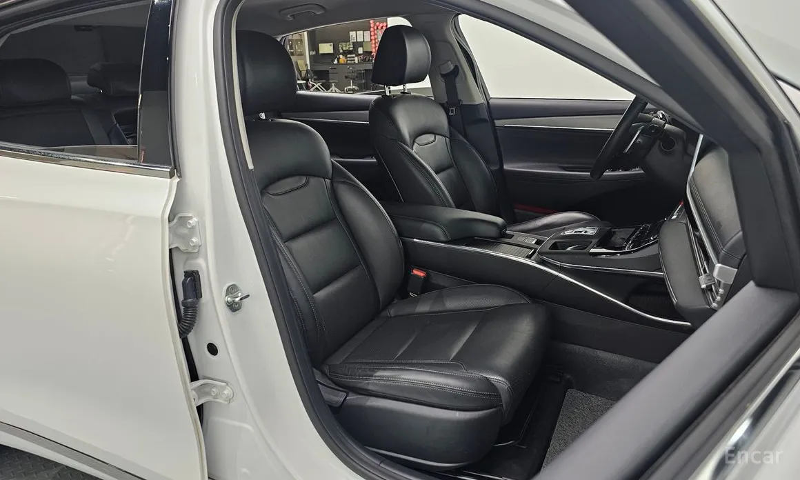 Фото 11 - Hyundai Grandeur