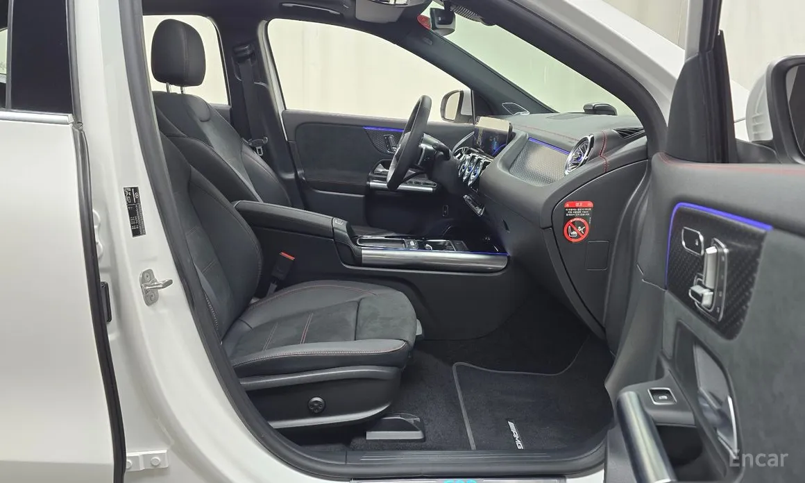 Фото 10 - Mercedes-Benz EQA