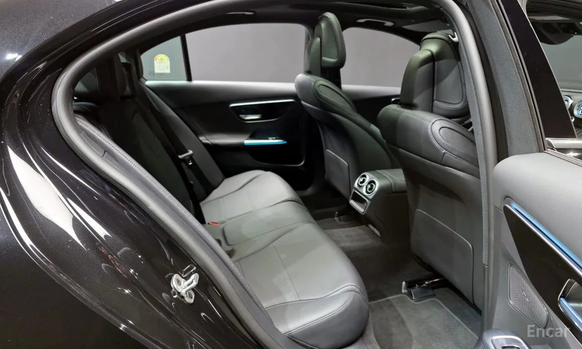 Фото 12 - Mercedes-Benz C-Class