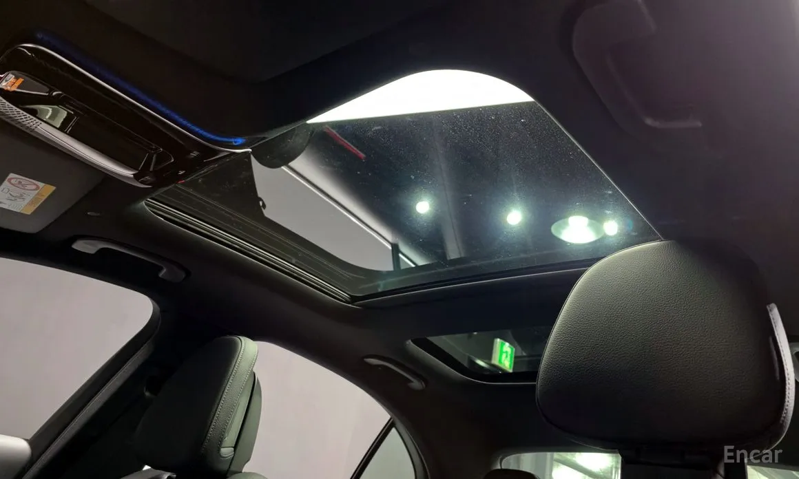 Фото 18 - Mercedes-Benz C-Class