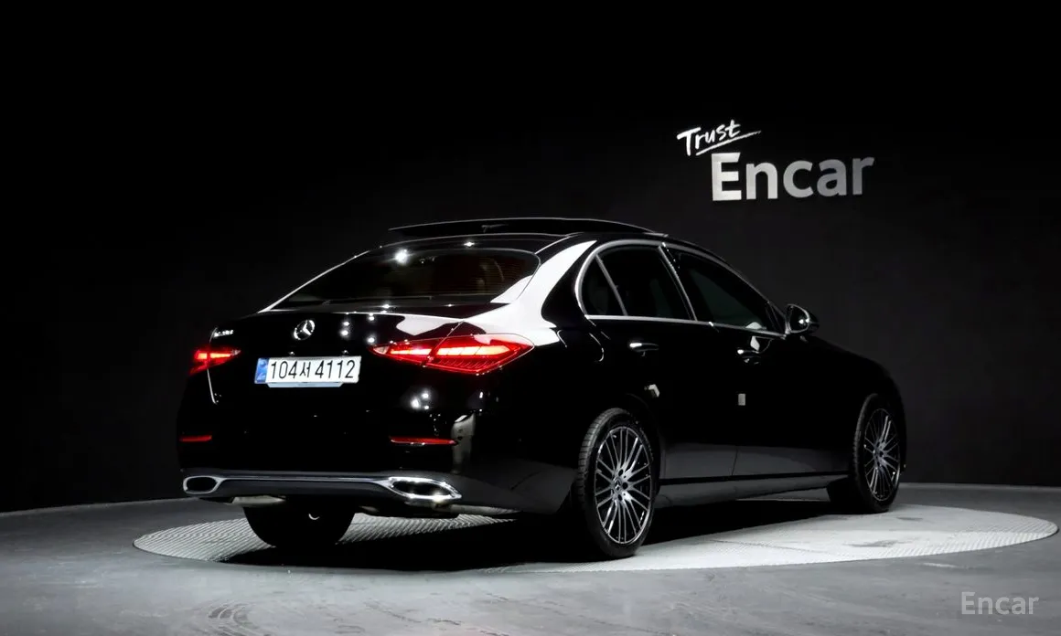 Фото 2 - Mercedes-Benz C-Class