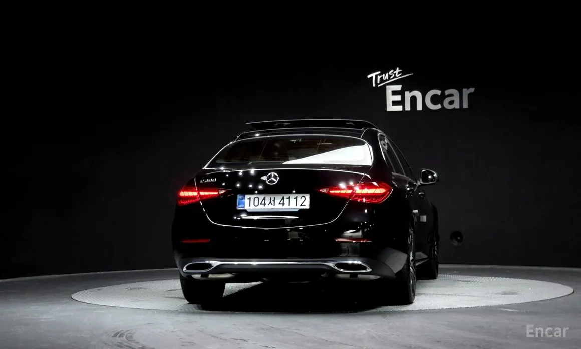 Фото 4 - Mercedes-Benz C-Class